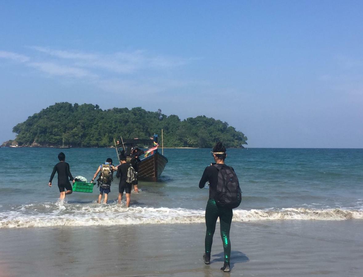 Sea Rounding Hotel Ko Phra Thong Exterior foto